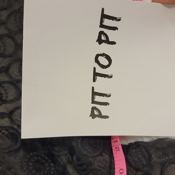 𝅺tahari Arthur S Levine polyester mesh open black blazer with circle design - Picture 9 of 13